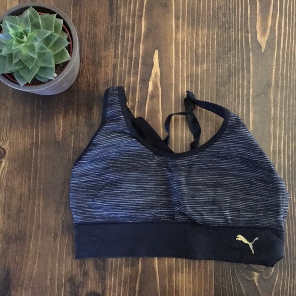 Puma - crisscross sports bra - Grey - Picture 1 of 6